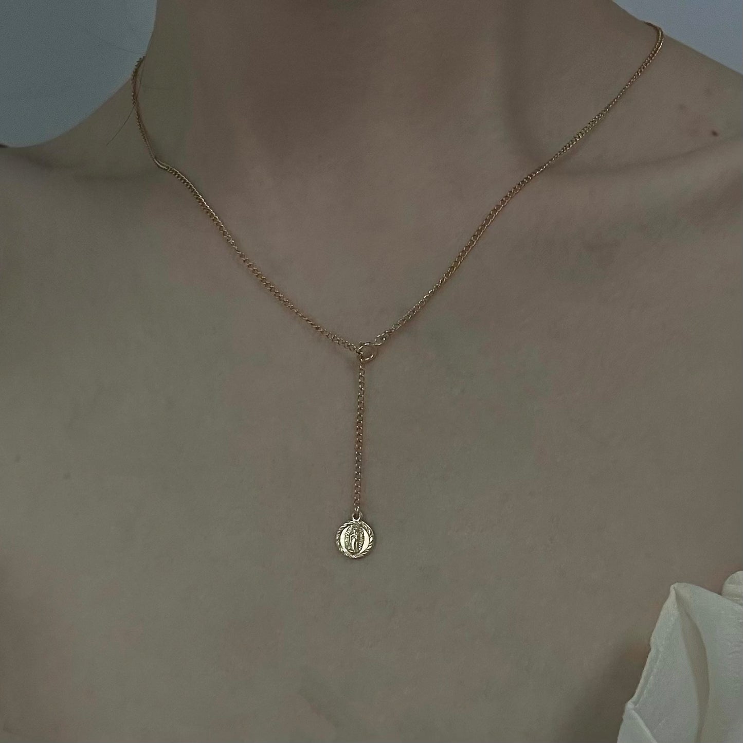 Medal Pendant Necklace