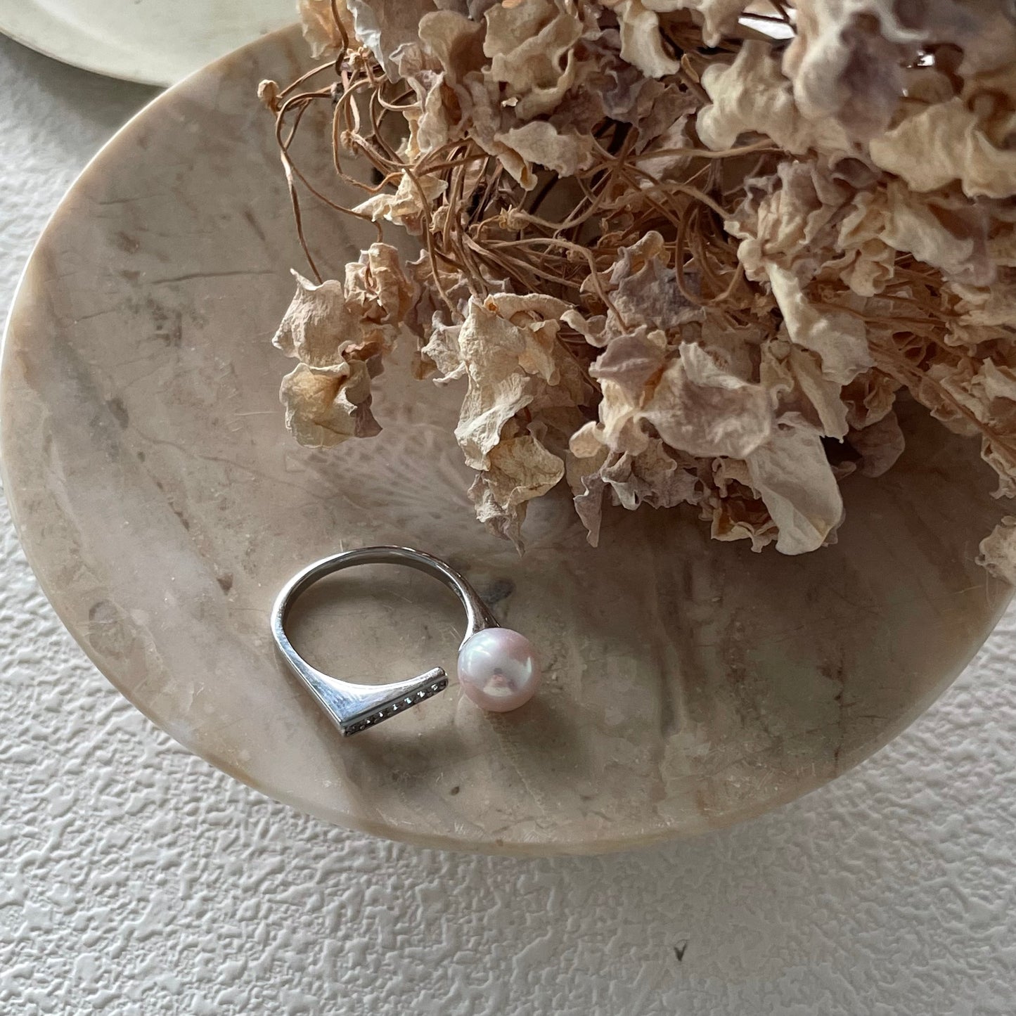 Geometric Square Ring
