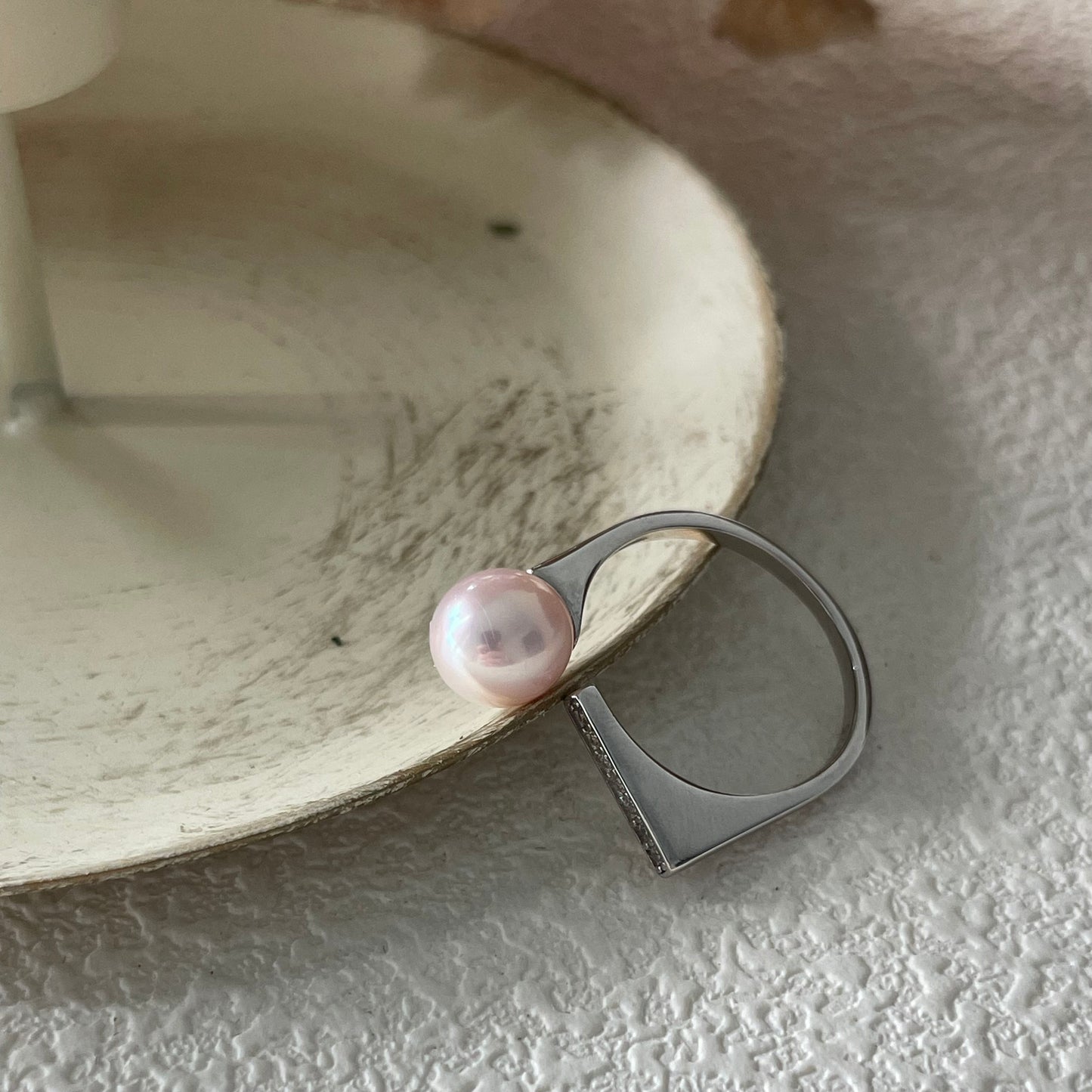 Geometric Square Ring