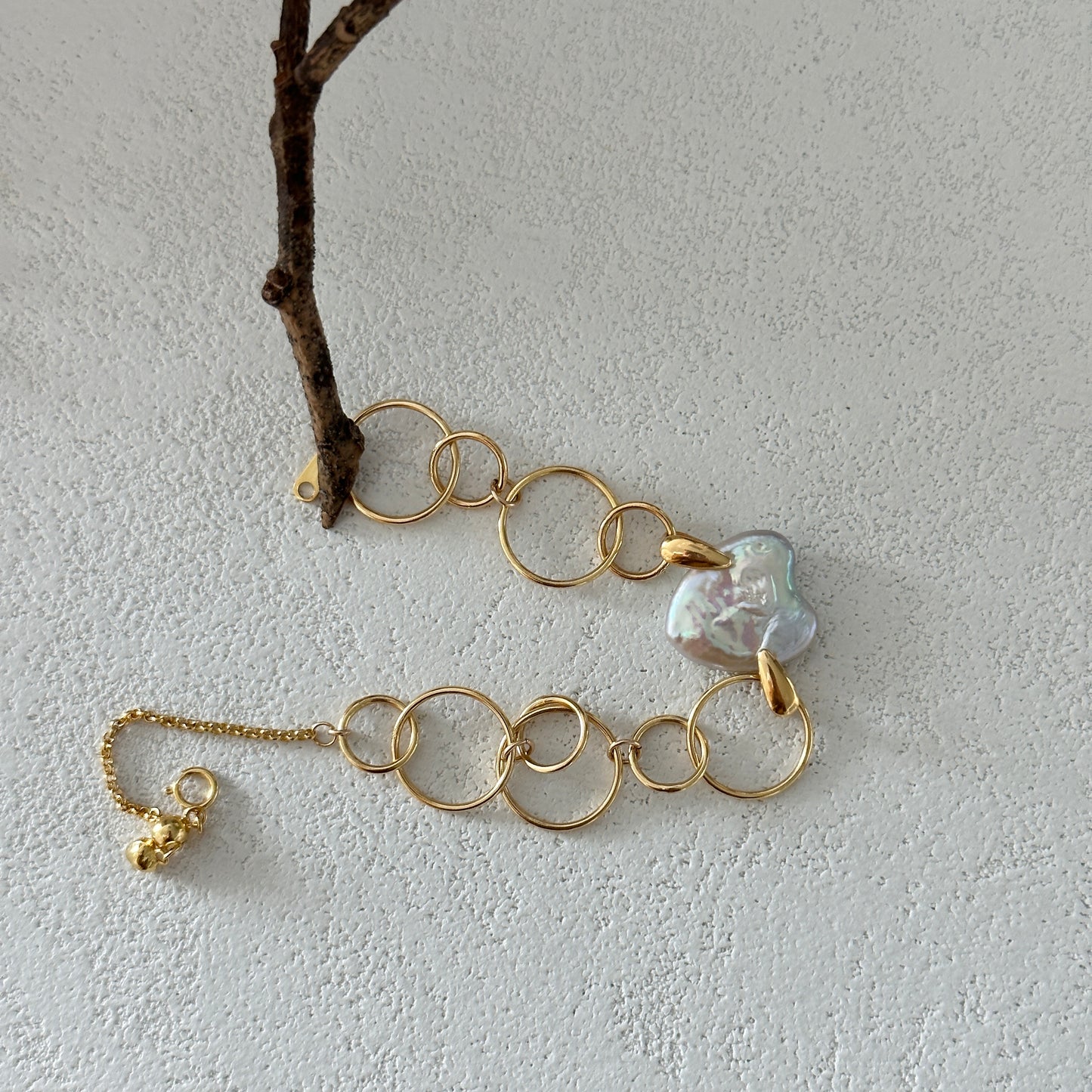 Geometric Ring & Heart Bracelet Yellmok
