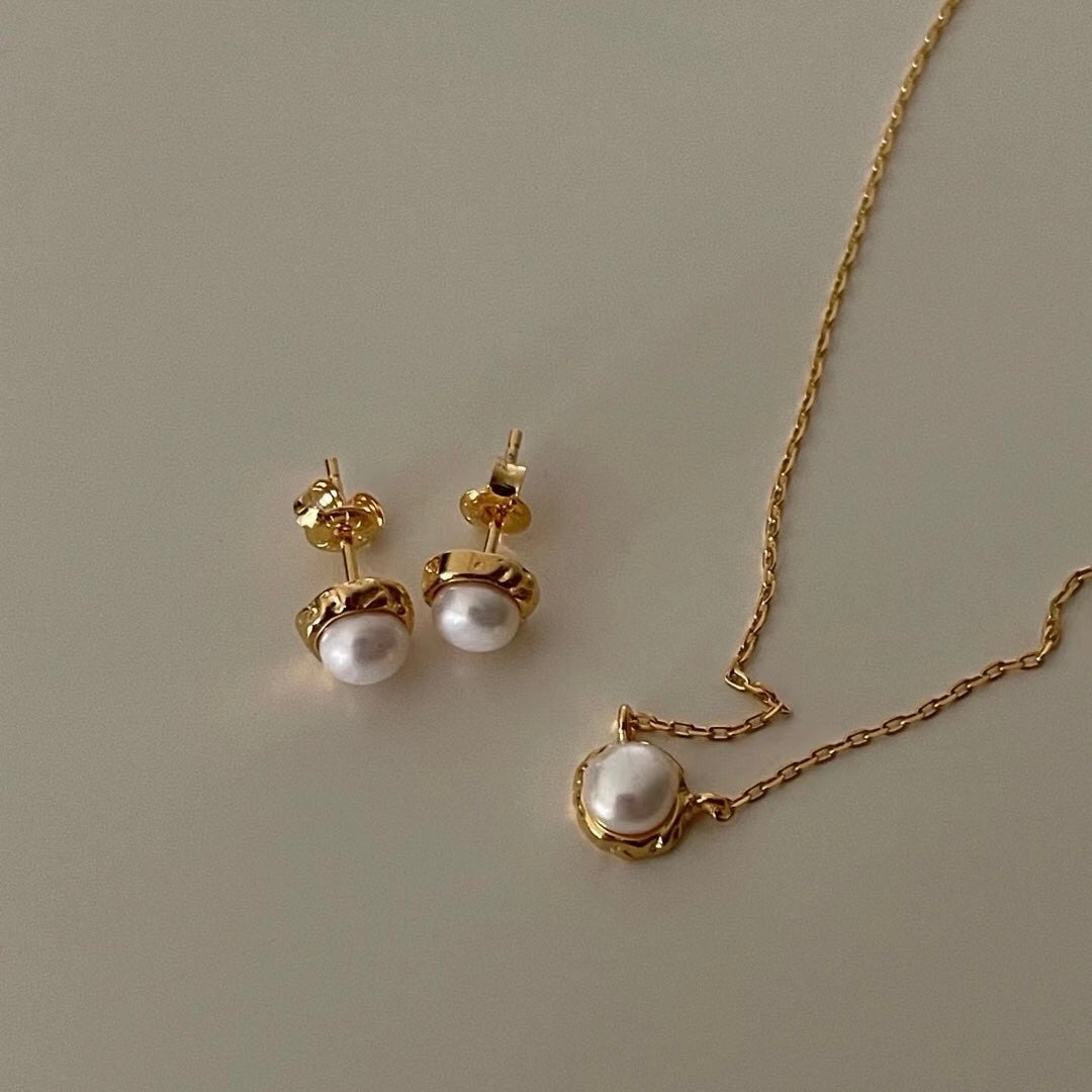Pearl Choker Necklace