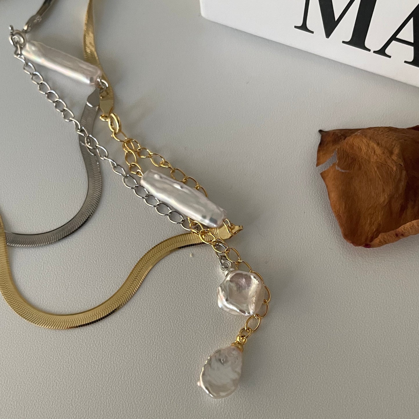 Herringbone Baroque Chain Necklace