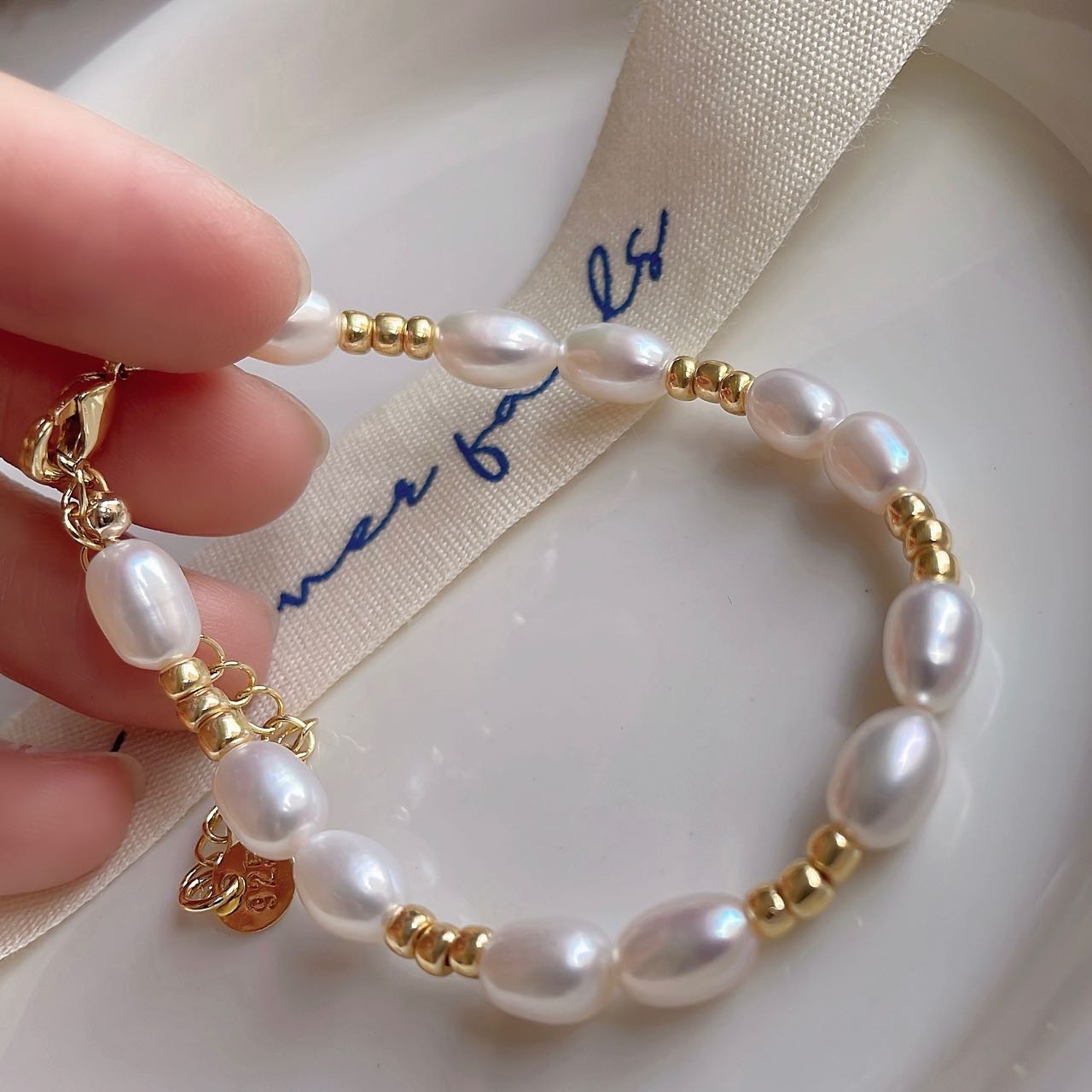 Aurora Pearl Bracelet Yellmok