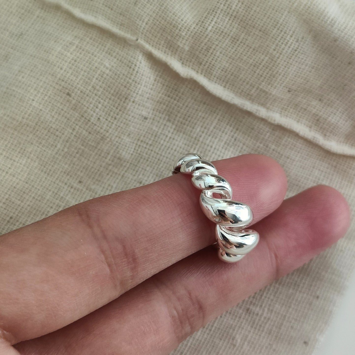 Doris Silver Croissant Ring Yellmok